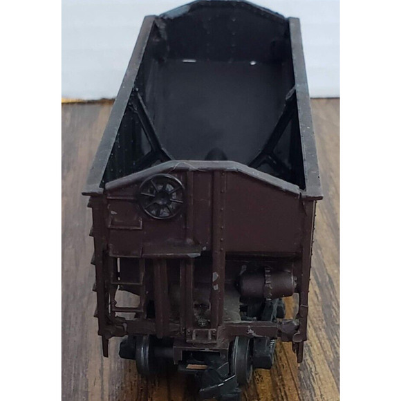 HO Scale 2 Bay Brown Hopper Rock Island RI #89502 - Picture 2 of 9